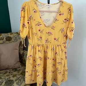 Jr. Sz. XL Yellow Floral Tiered Mini Dress